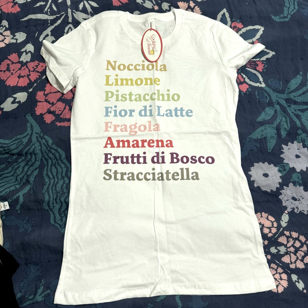 cooking with nonna tee
